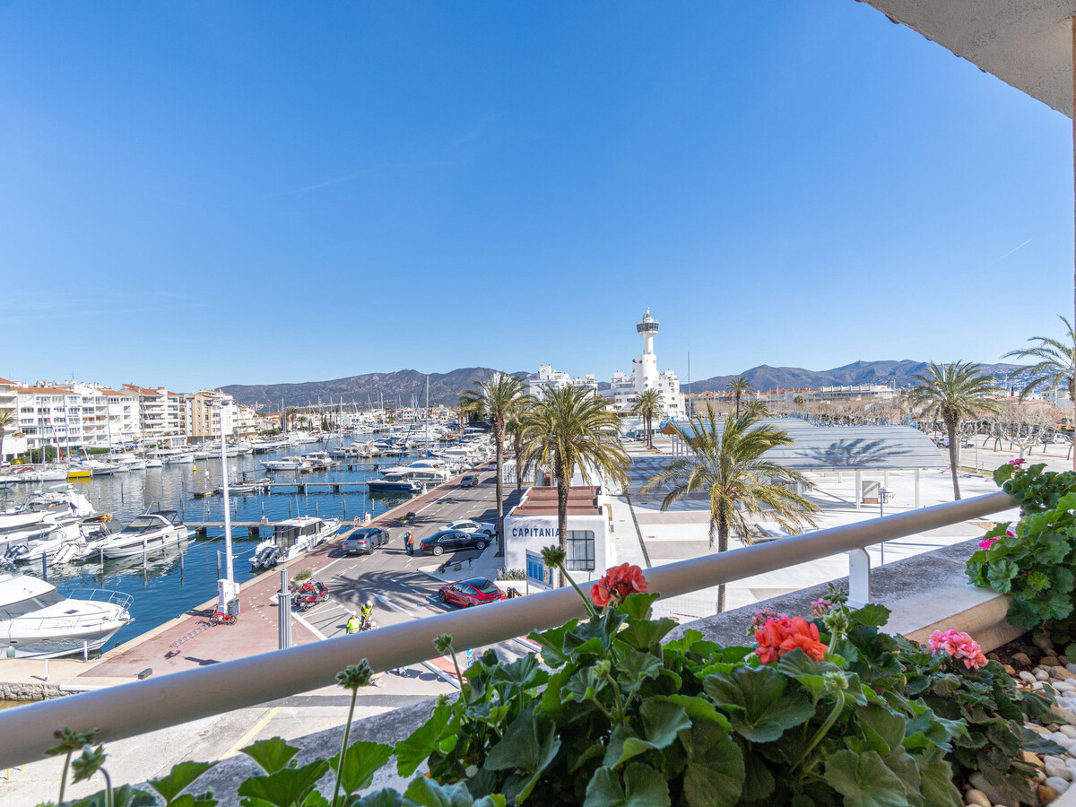 Attique 135 m² avec 3 terrasses et vue canal à Empuriabrava - Photo 3