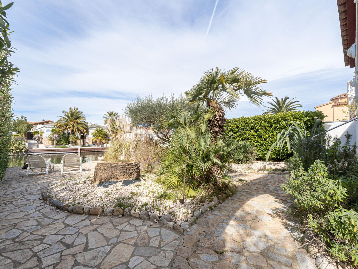 Villa 2 chambres avec amarre privée 12,5 m à Empuriabrava - Photo 16