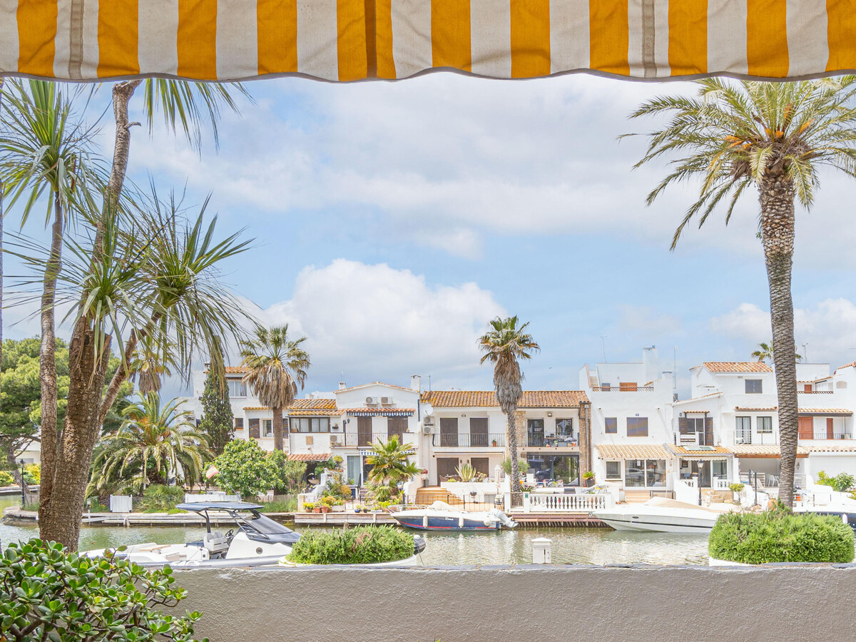 Appartement 1 chambre avec parking et vue canal à Empuriabrava - Photo 1