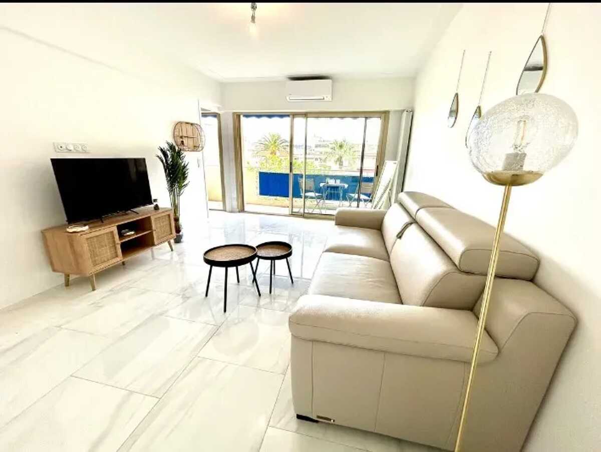 Studio 30 m² balcon privé à Juan les Pins - Photo 10