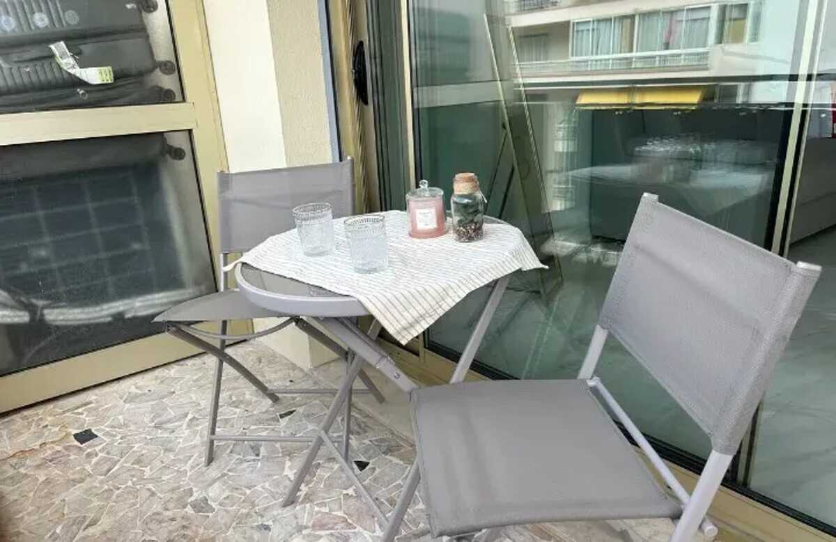 Studio 30 m² balcon privé à Juan les Pins - Photo 13