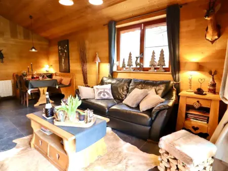 La Linotte : chalet en bois au bord de rivière à Arville, Belgique : photo 3