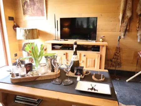 La Linotte : chalet en bois au bord de rivière à Arville, Belgique : photo 6