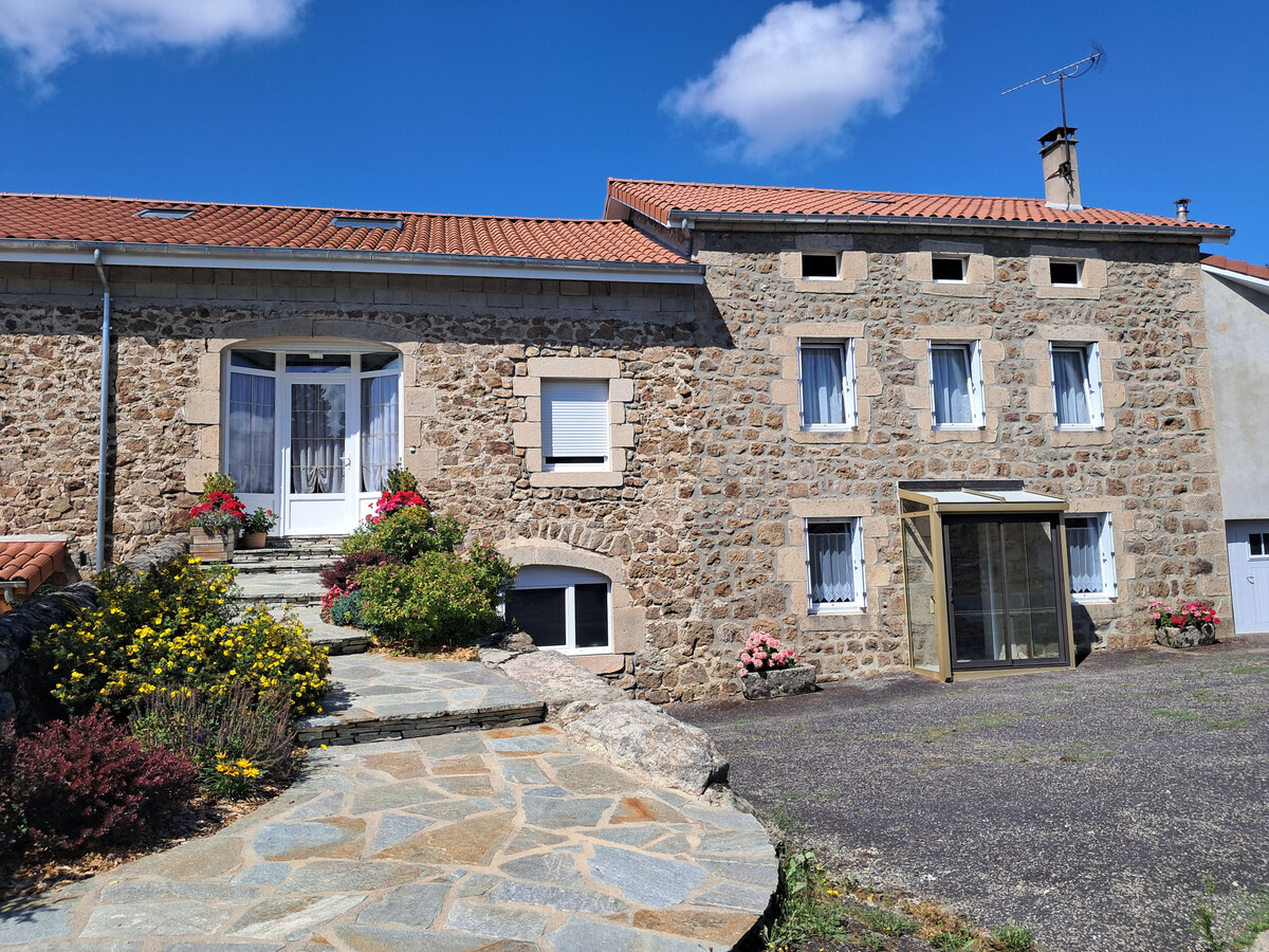 Gîte des Lardons à Raucoules, 6 pers., terrasse - Photo 1