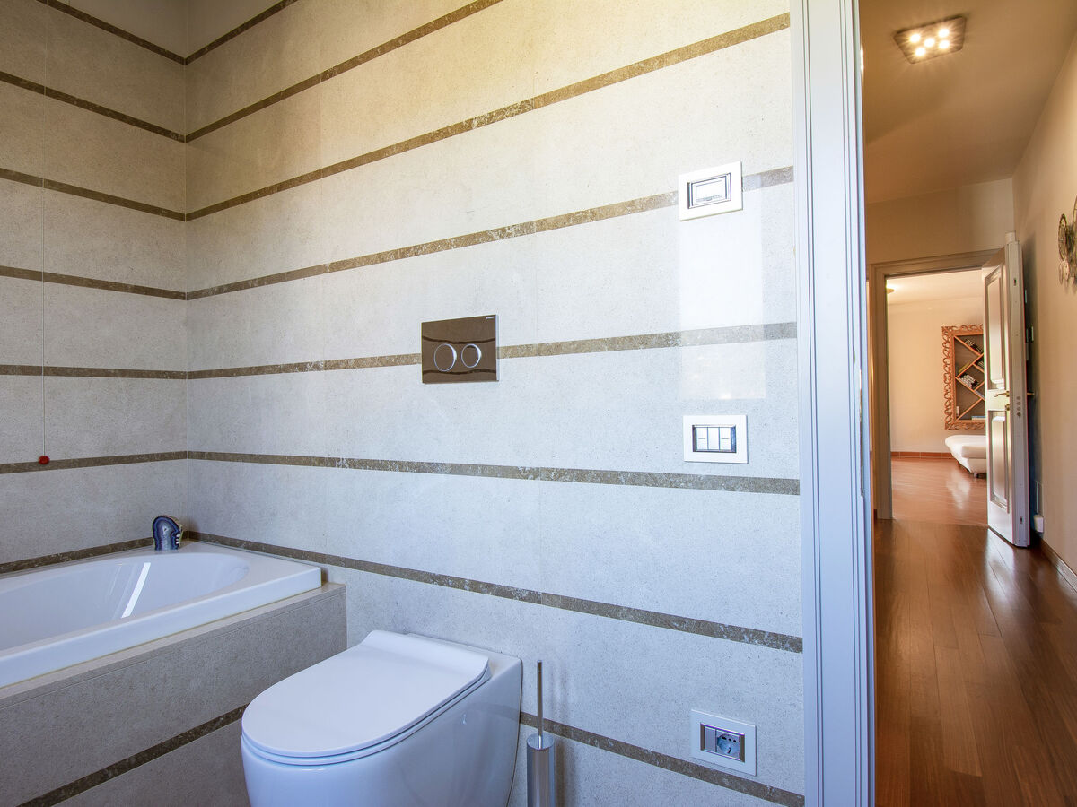 Villa Panorama – vue vallée et piscine d'eau de mer, Borgo a Buggiano - Photo 36