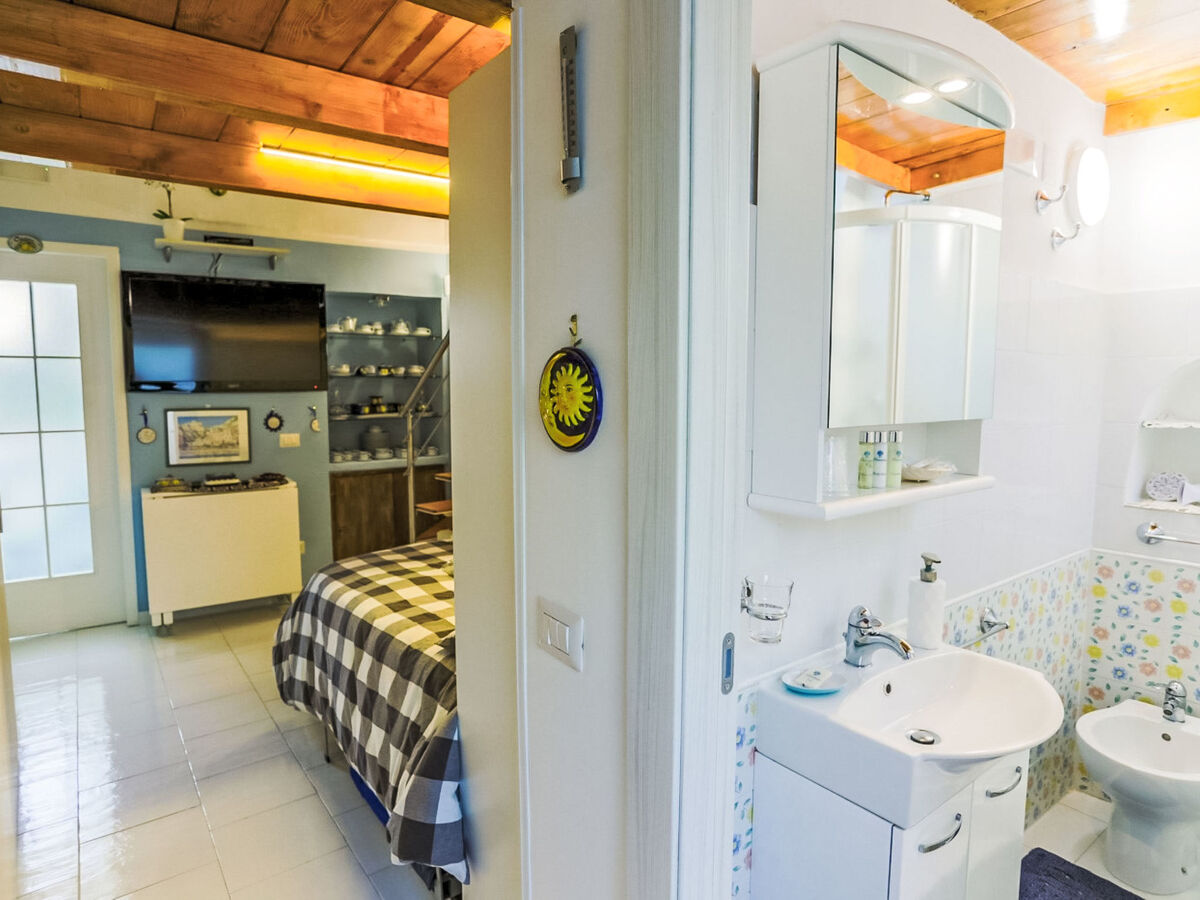 Appartement 30 m² à Minori, 650 m de la mer - Photo 13