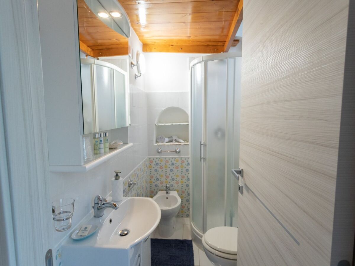 Appartement 30 m² à Minori, 650 m de la mer - Photo 14