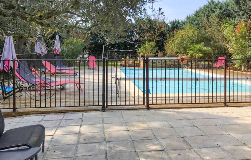 Maison 8 chambres Vézénobres, piscine privée 20 pers. - Photo 10