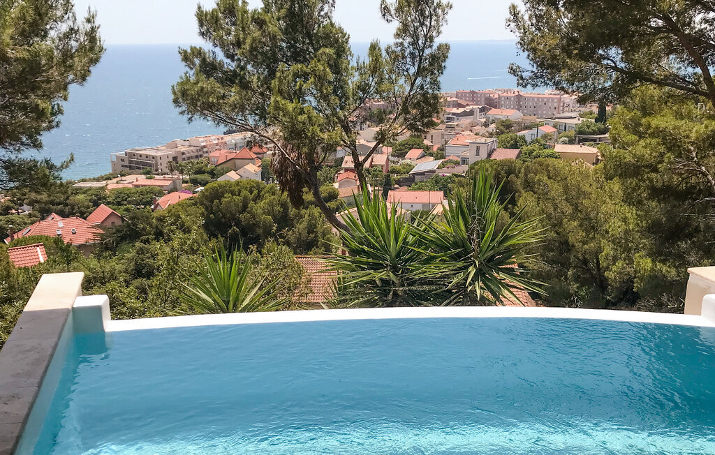 Maison design avec piscine et vue mer à Sète - Photo 1
