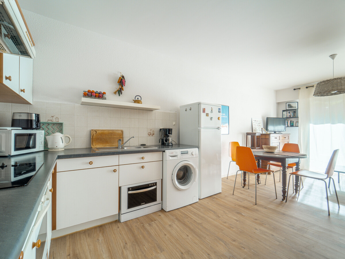 T2 Mimizan Plage, terrasse est et parking privé - Photo 4