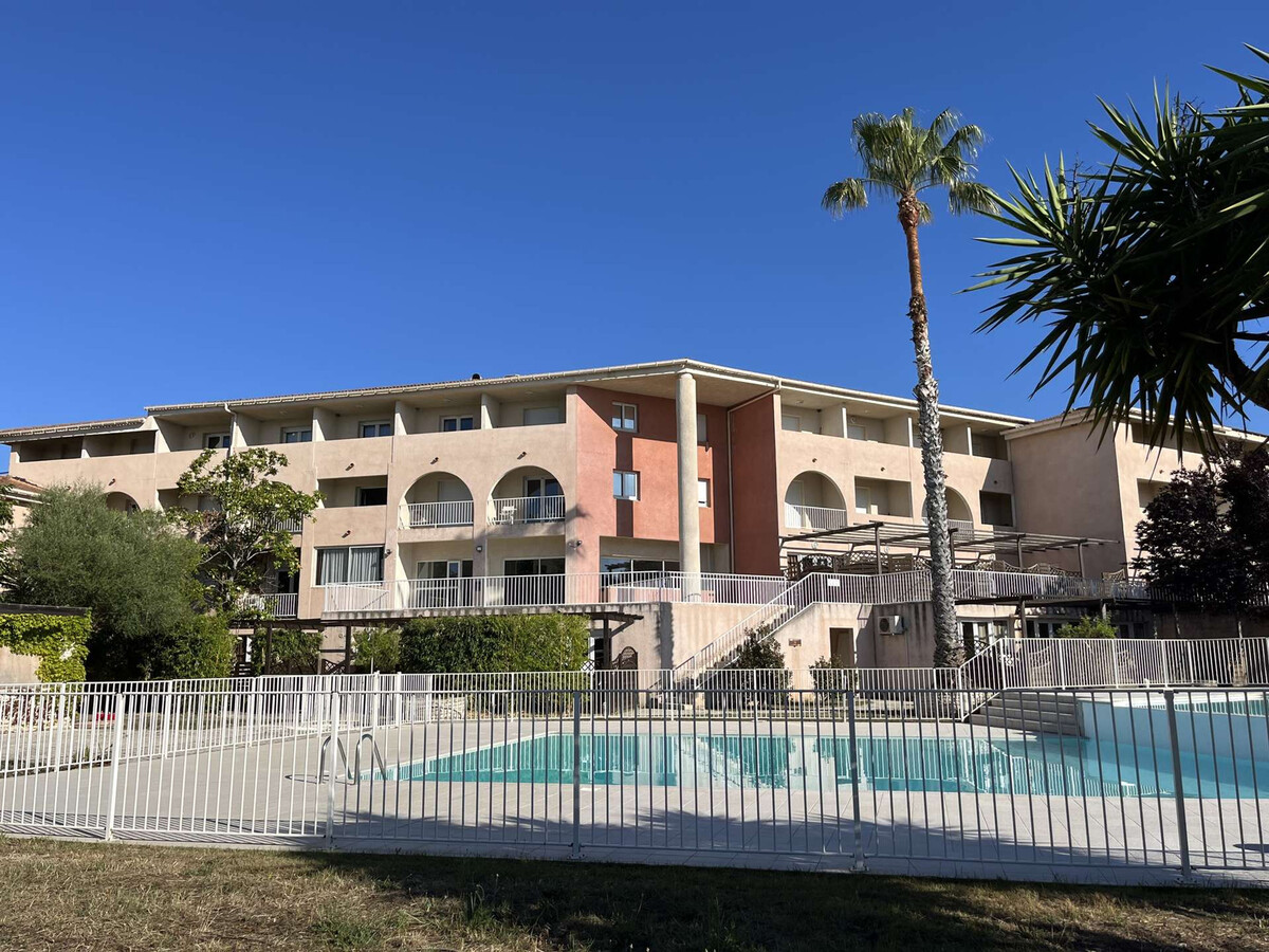 Studio climatisé à Saint-Florent avec terrasse et piscine - Photo 16
