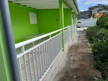 Appartement familial à Bouillante de 66 m² avec jardin - Photo 8