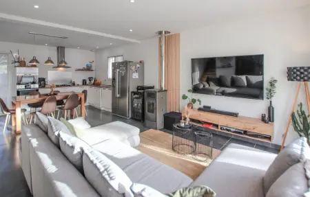 Maison 3 chambres avec piscine privée près d'Avignon : photo 4