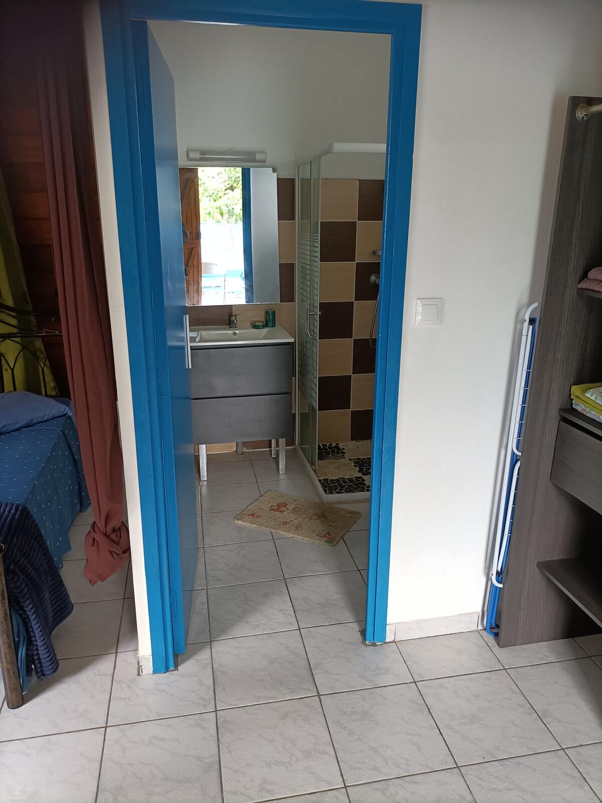 Bungalow 3 pers. au Moule avec piscine et jardin - Photo 4