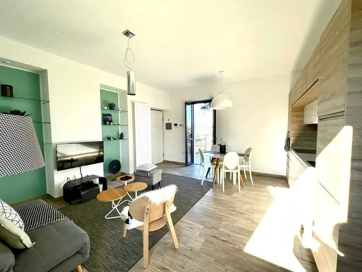 Appartement avec vue sur le lac et les montagnes à Arona - Photo 3