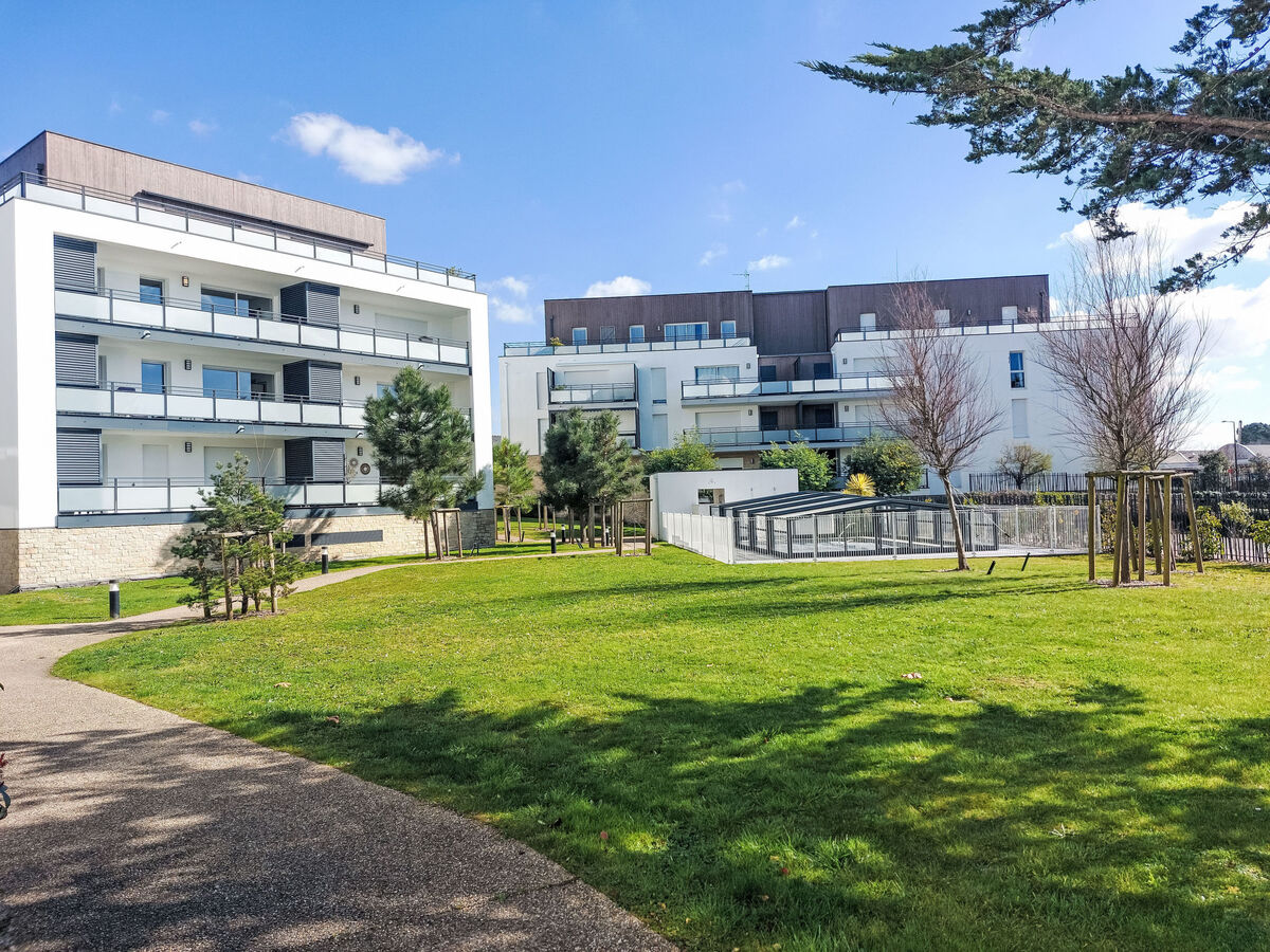 Appartement 3 pièces avec grand balcon sud-ouest et piscine - Photo 3