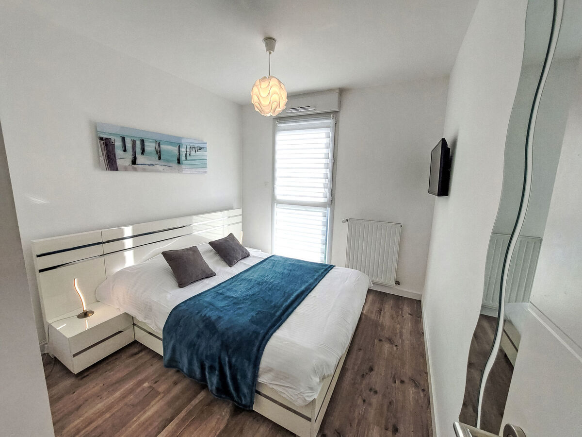 Appartement 3 pièces avec grand balcon sud-ouest et piscine - Photo 12
