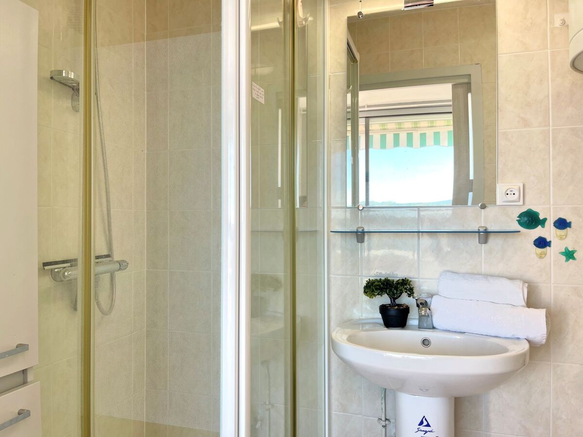 Le Beaufort : Apt 2 pièces à 50 m de la plage - Photo 14