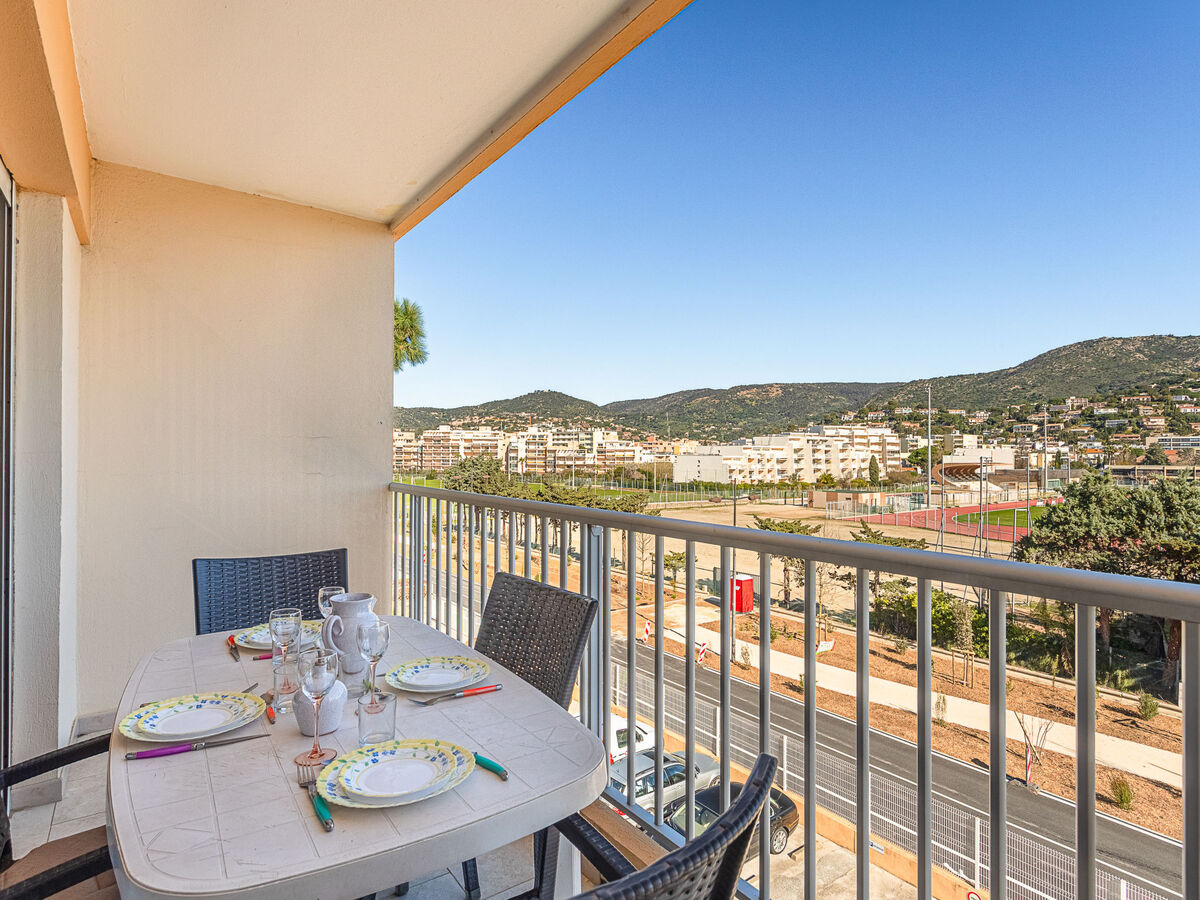 Appartement 2 pièces au Lavandou, 150 m de la plage - Photo 2