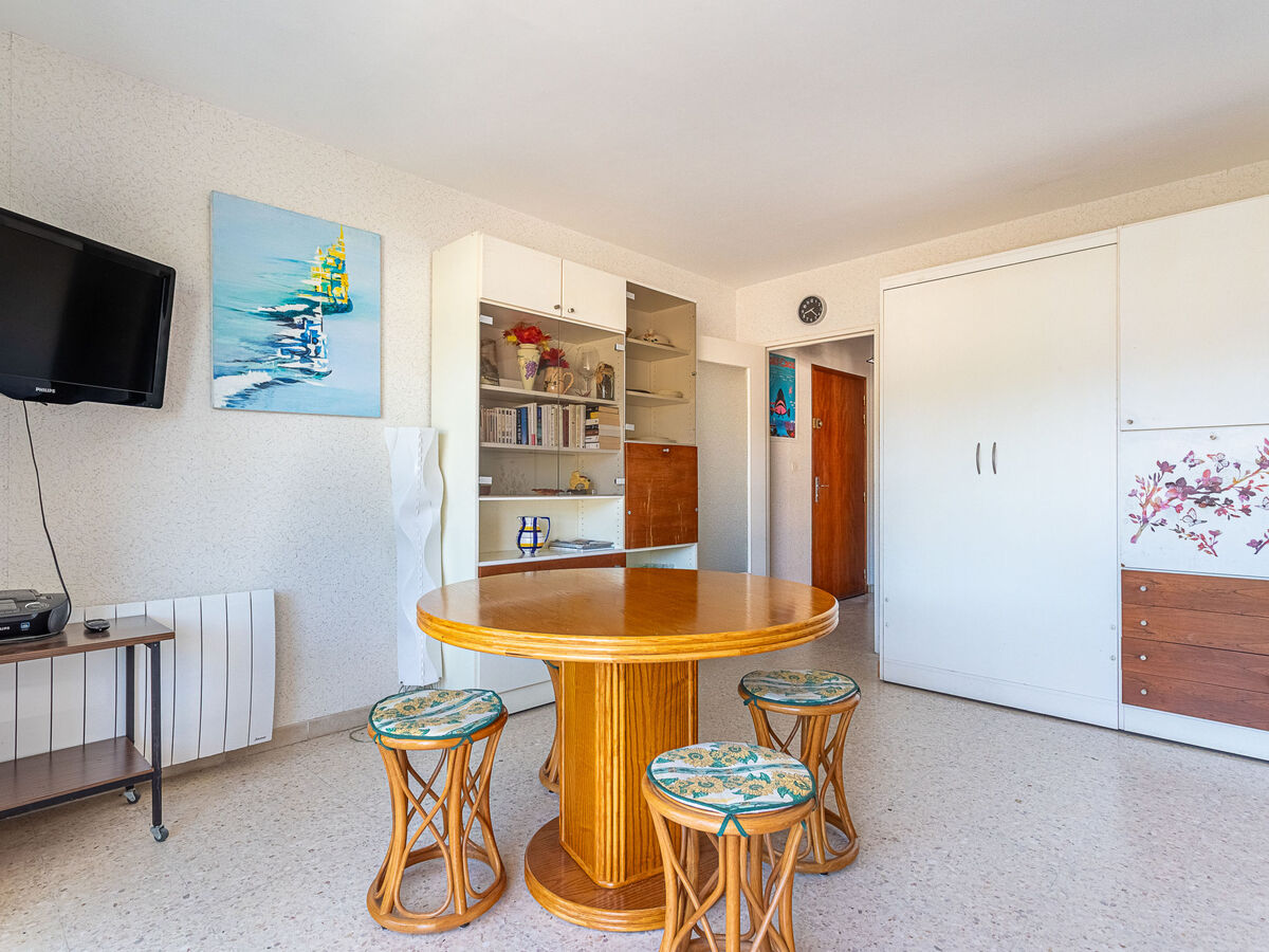 Appartement 2 pièces au Lavandou, 150 m de la plage - Photo 8