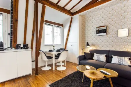 Location appartement à Paris, Magnifique studio - 3P - Proche Trocadéro