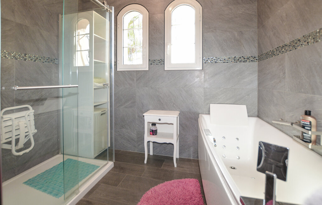Maison 5 chambres vue mer et piscine à Cervione - Photo 26