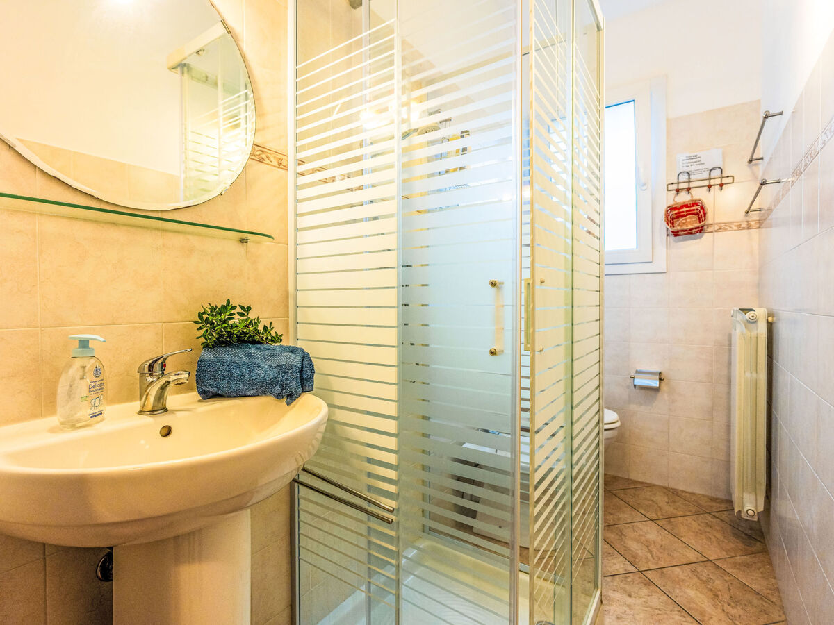Olive Lodge – Villa 10 pers., 5 ch., piscine à Civezza - Photo 25