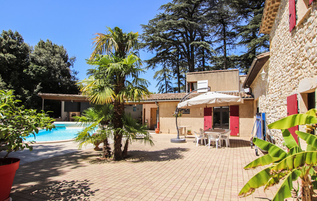 Bastide provençale 12 pers., piscine chauffée et jacuzzi - Photo 11
