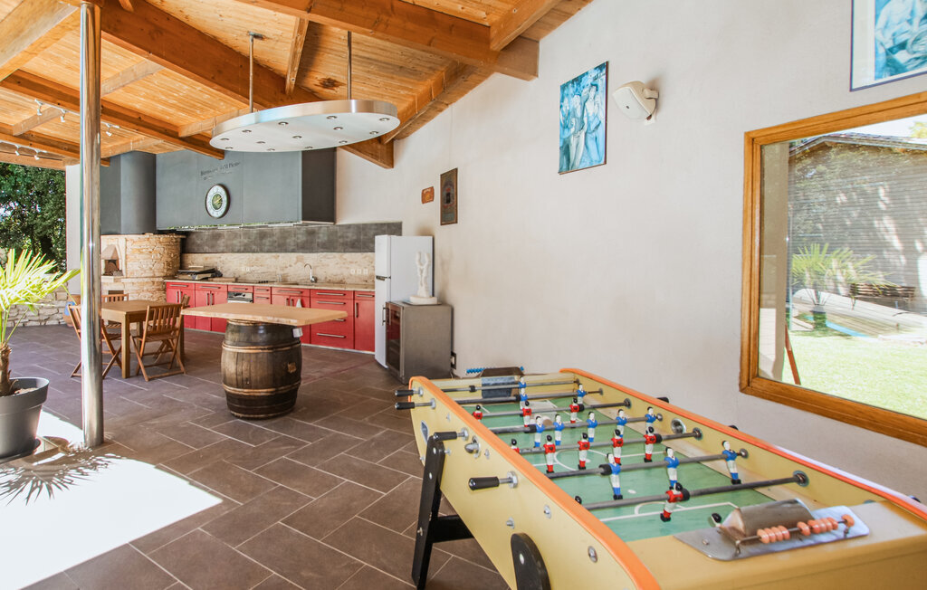 Bastide provençale 12 pers., piscine chauffée et jacuzzi - Photo 15