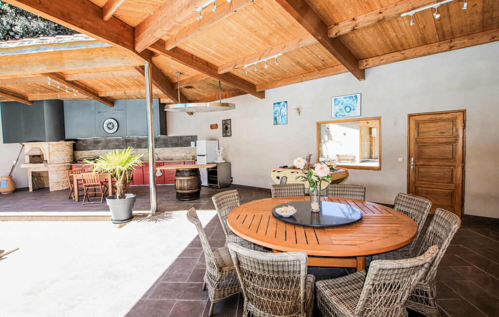 Bastide provençale 12 pers., piscine chauffée et jacuzzi - Photo 16
