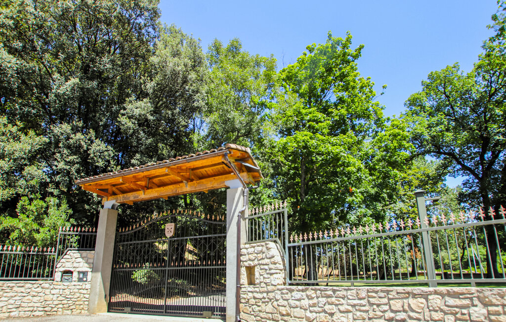 Bastide provençale 12 pers., piscine chauffée et jacuzzi - Photo 17