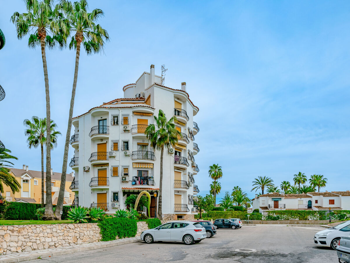 Essence, petit appartement 2 pièces à 280 m de la plage - Photo 2