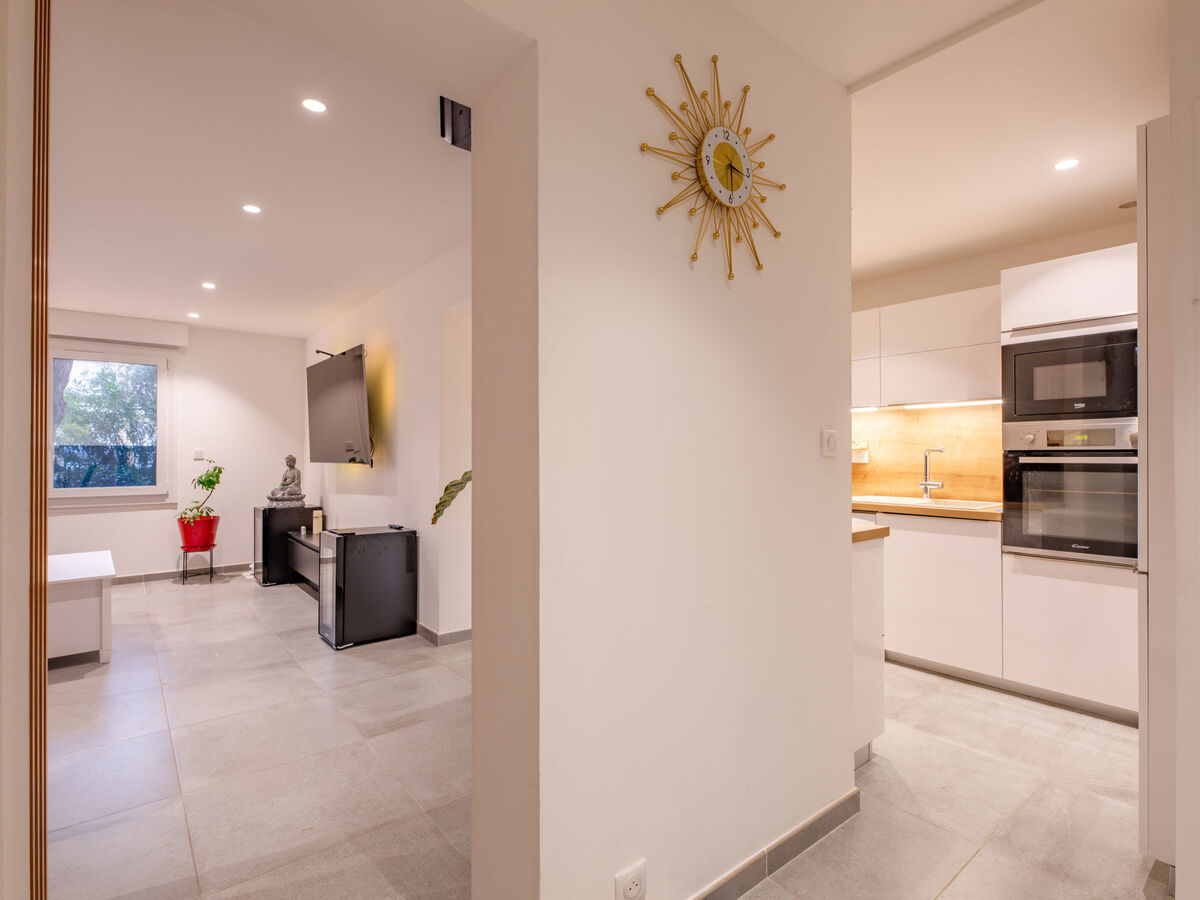 Appartement rénové à Sainte-Maxime, 500 m de la plage - Photo 9
