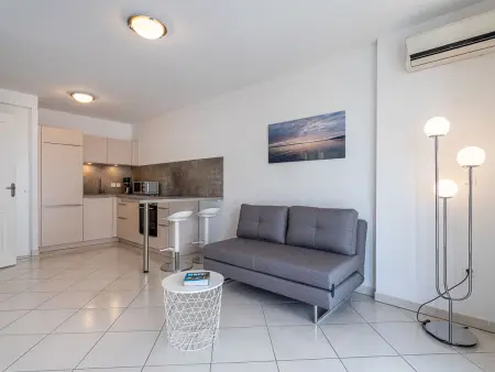 Appartement Côté Port à Hyères, 2.5 km de la mer : photo 6