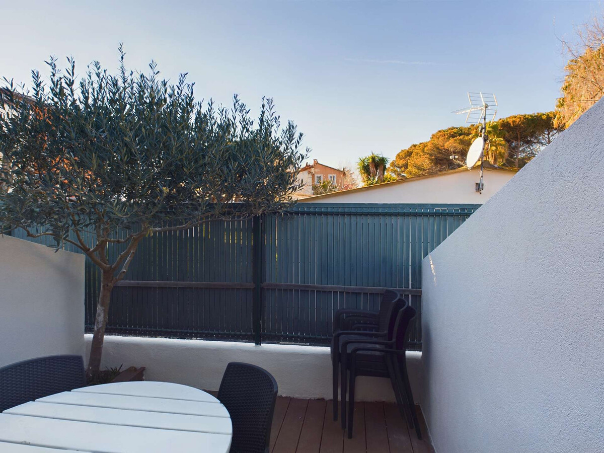 Appartement 2 pièces lumineux terrasse, 160 m plage - Photo 2