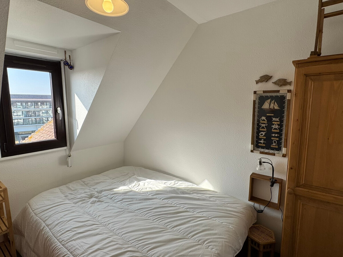 Appartement 2 pièces vue mer, accès direct plage à Cabourg - Photo 9