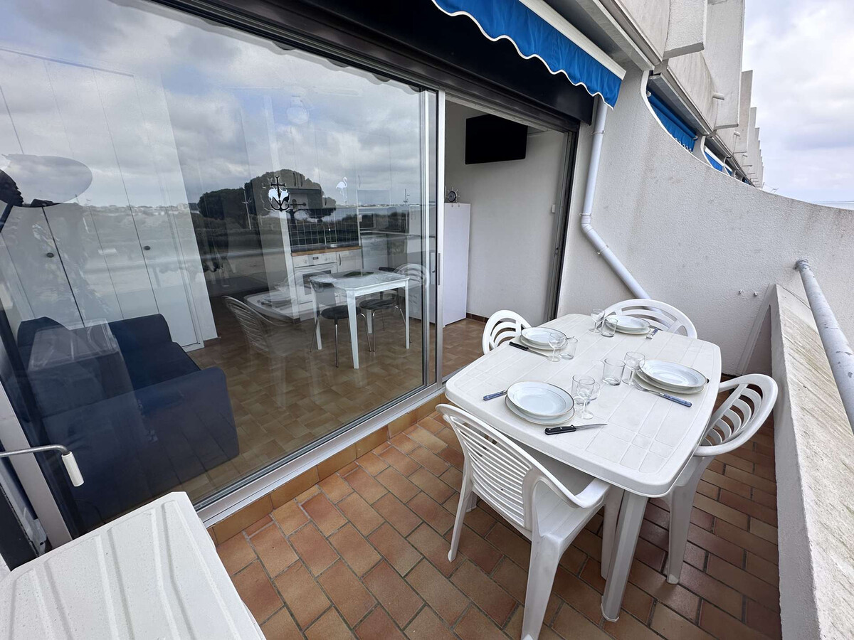 Studio 2 cabines climatisé bord de plage - Le Grau-du-Roi - Photo 4