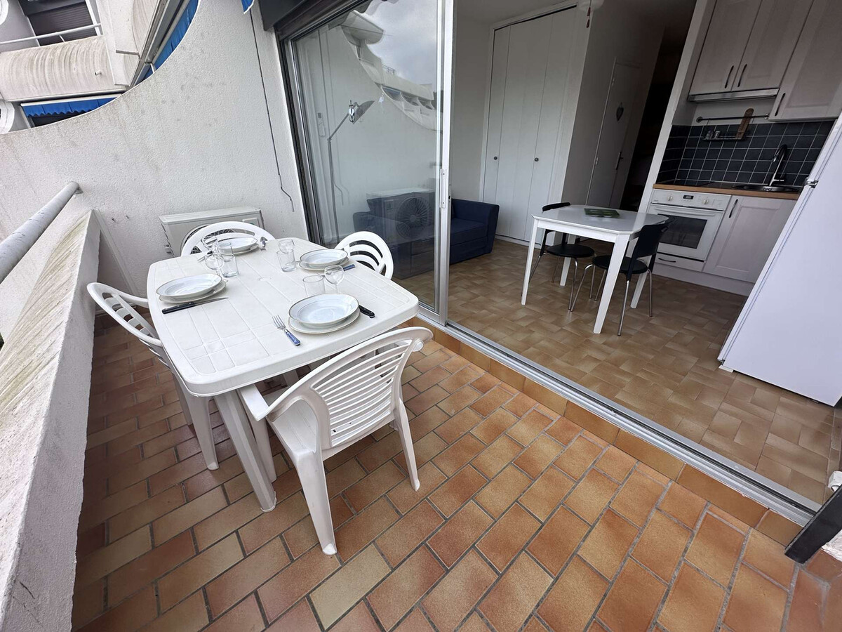 Studio 2 cabines climatisé bord de plage - Le Grau-du-Roi - Photo 5
