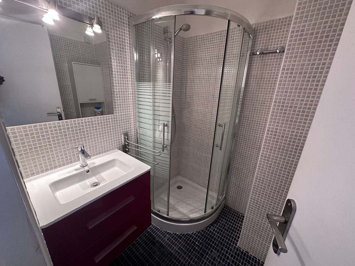 Studio 2 cabines climatisé bord de plage - Le Grau-du-Roi - Photo 22