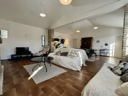 Charmante maison XIXe à Saint-Georges d'Oléron, équipements modernes, 6 couchages - Photo 3