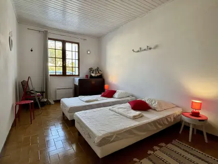 Charmante maison XIXe à Saint-Georges d'Oléron, équipements modernes, 6 couchages - Photo 7