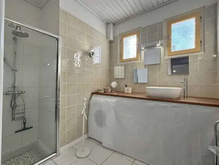 Charmante maison XIXe à Saint-Georges d'Oléron, équipements modernes, 6 couchages - Photo 8
