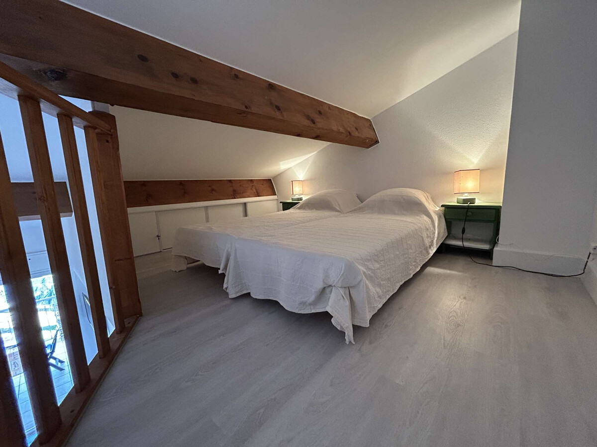 Appt 2 pièces climatisé avec vue lac et piscine - Photo 9