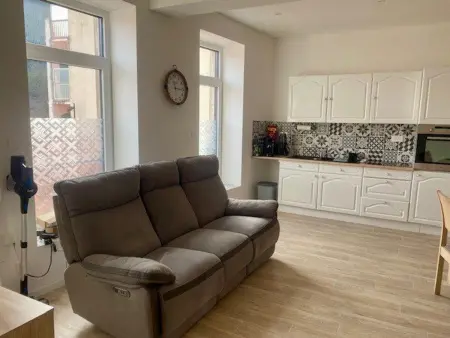 F3 moderne 63m² climatisé, 50m des Thermes : photo 3