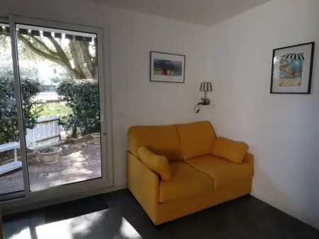 Location appartement à ST GEORGES DE DIDONNE, Studio cosy à deux pas de la mer et forêt avec parking sécurisé