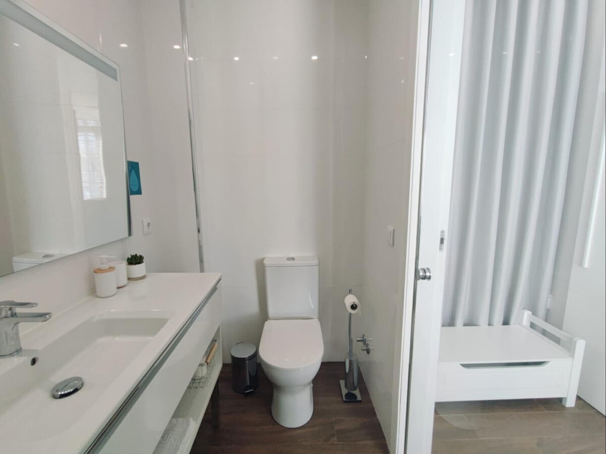 Appartement bord de mer avec piscine à Mindelo - Photo 18