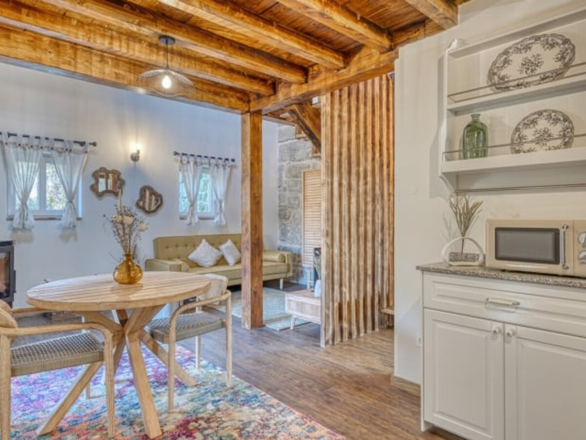 Gîte au bord de la rivière avec cheminée à Marco - Photo 7