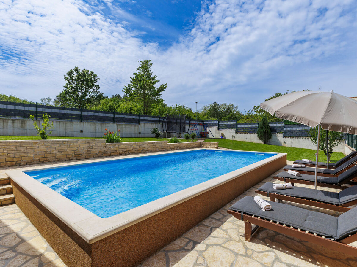 Maison Soriso à Motovun, piscine privée - Photo 19
