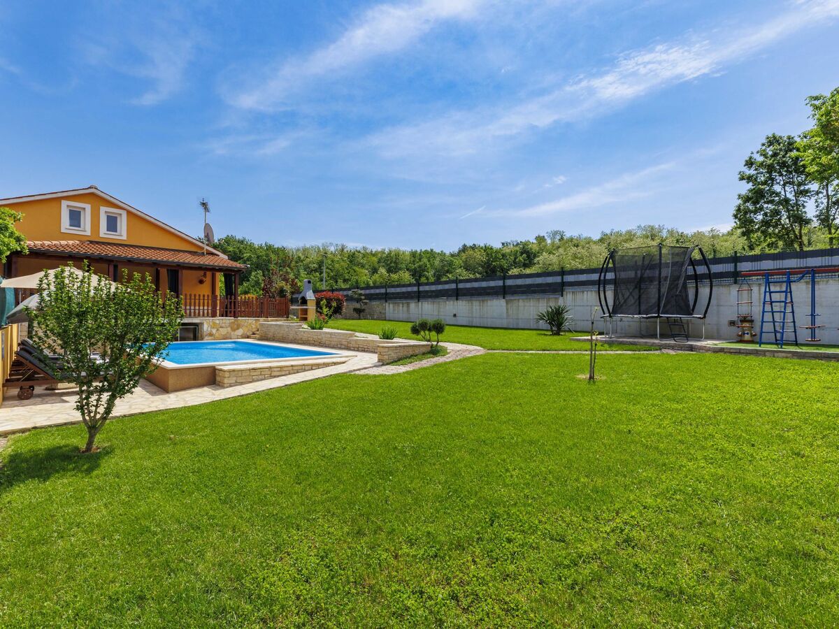 Maison Soriso à Motovun, piscine privée - Photo 21