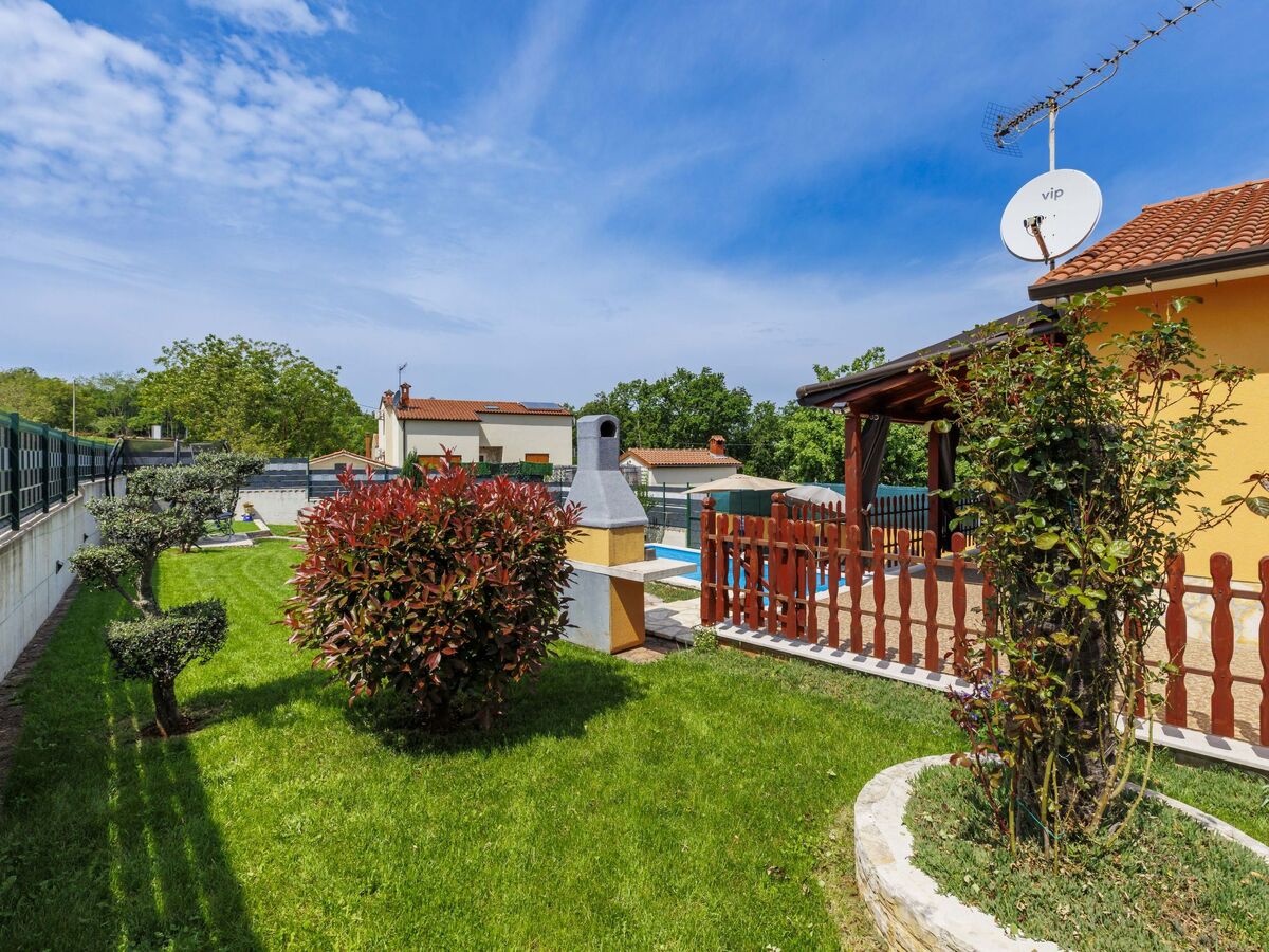 Maison Soriso à Motovun, piscine privée - Photo 23
